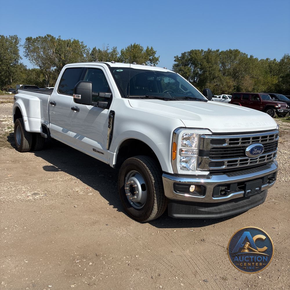2023 Ford F350 S/D XLT