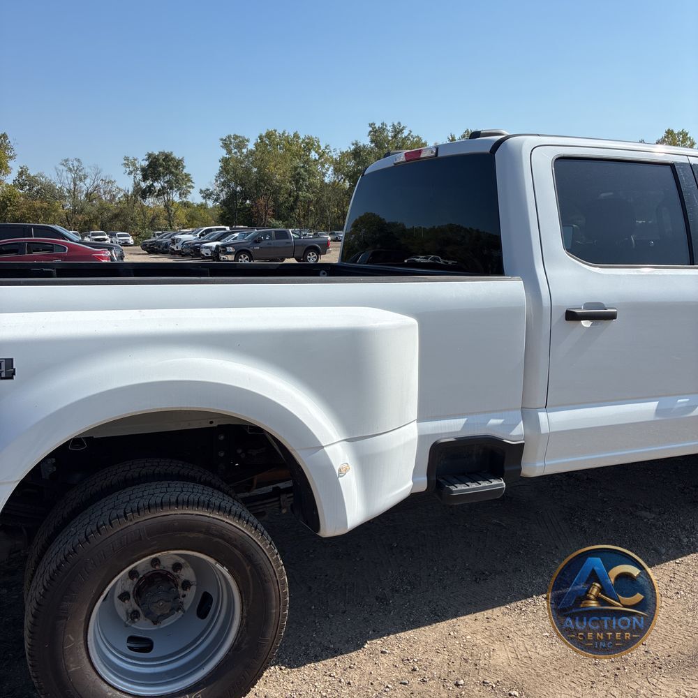 2023 Ford F350 S/D XLT