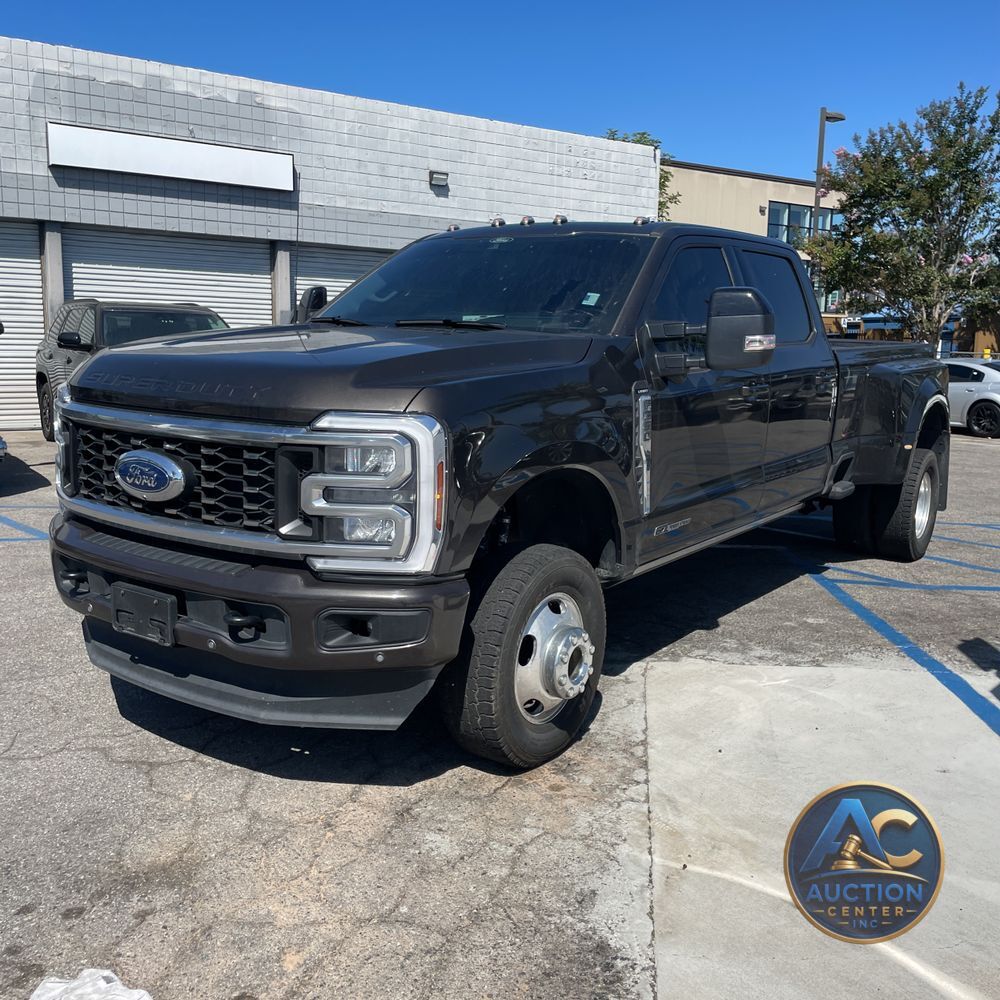 2024 Ford F-350 Super Duty Lariat
