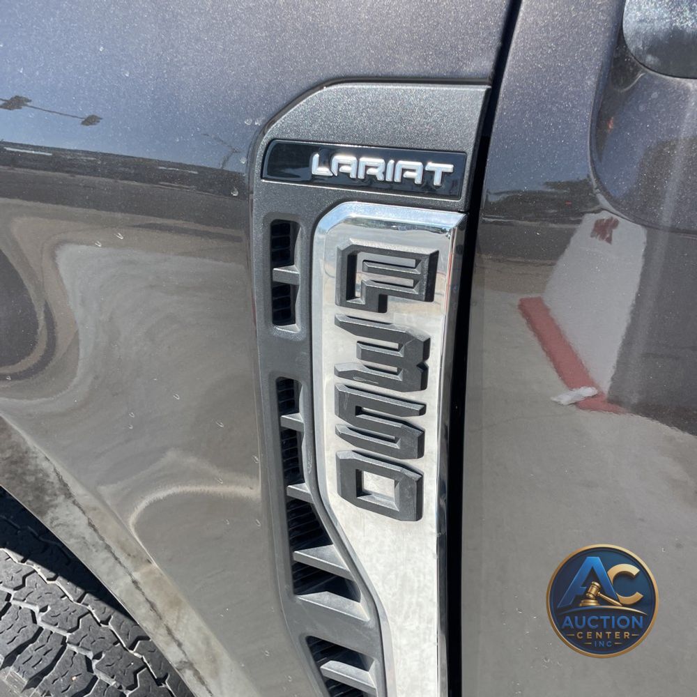 2024 Ford F-350 Super Duty Lariat