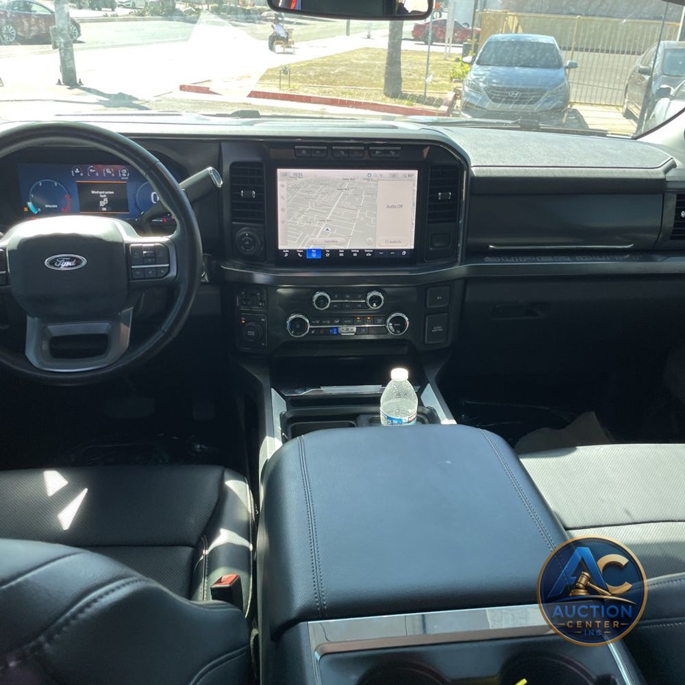 2024 Ford F-350 Super Duty Lariat