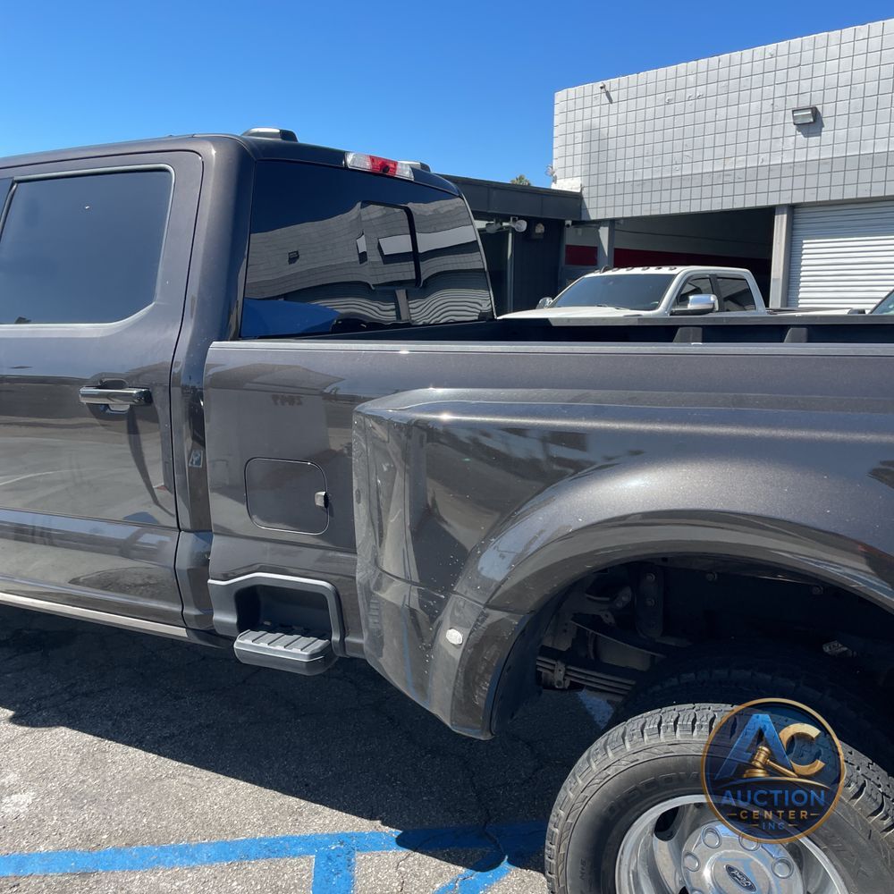 2024 Ford F-350 Super Duty Lariat