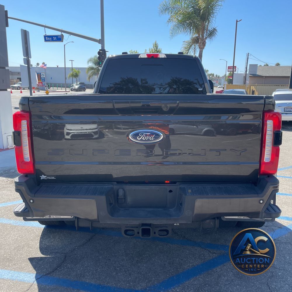 2024 Ford F-350 Super Duty Lariat