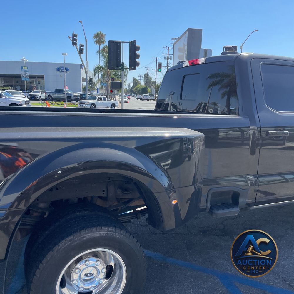 2024 Ford F-350 Super Duty Lariat