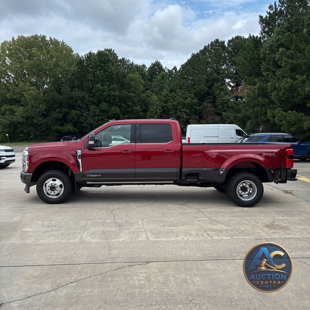 2025 Ford F-350 Super Duty King Ranch