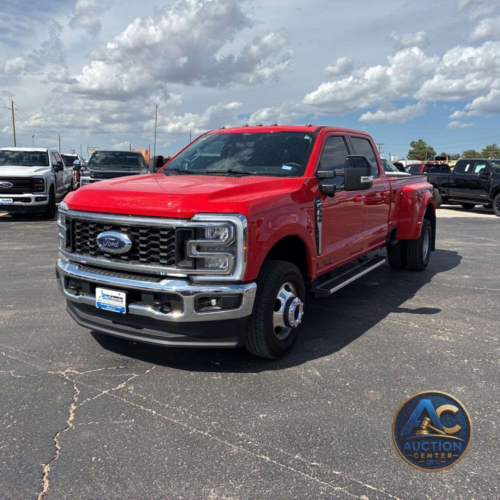 2025 Ford F-350 Super Duty Lariat