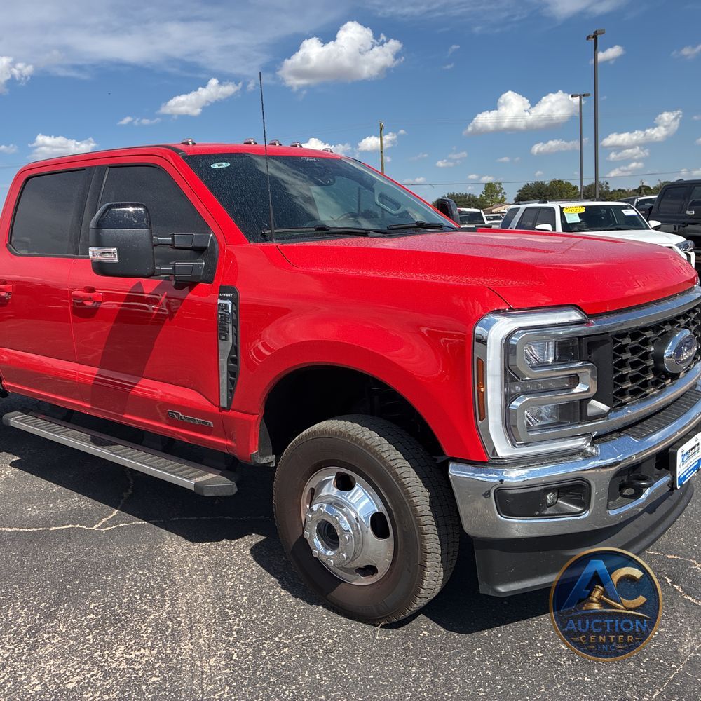 2025 Ford F-350 Super Duty Lariat