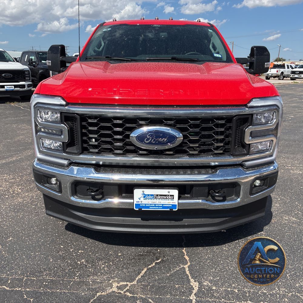 2025 Ford F-350 Super Duty Lariat