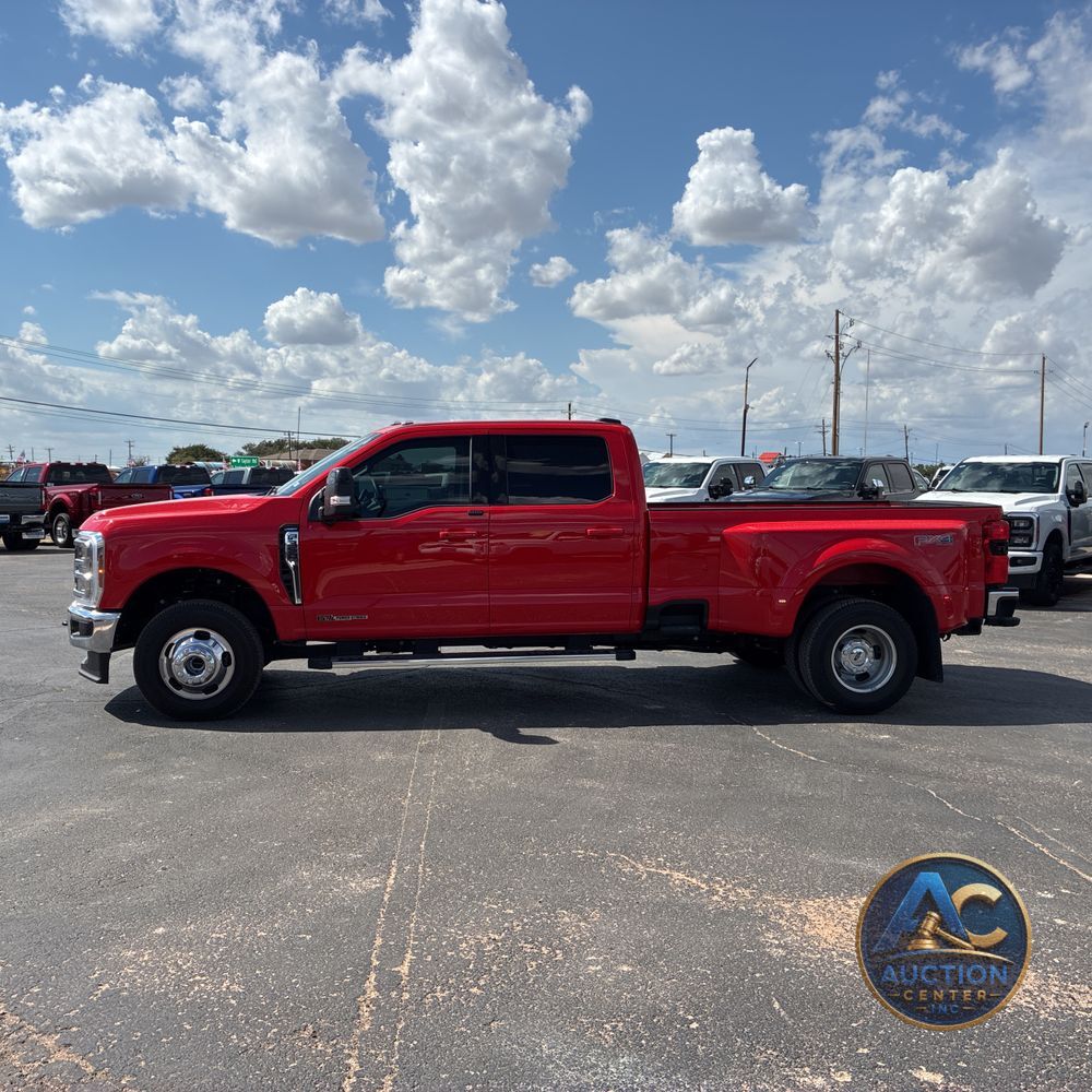 2025 Ford F-350 Super Duty Lariat