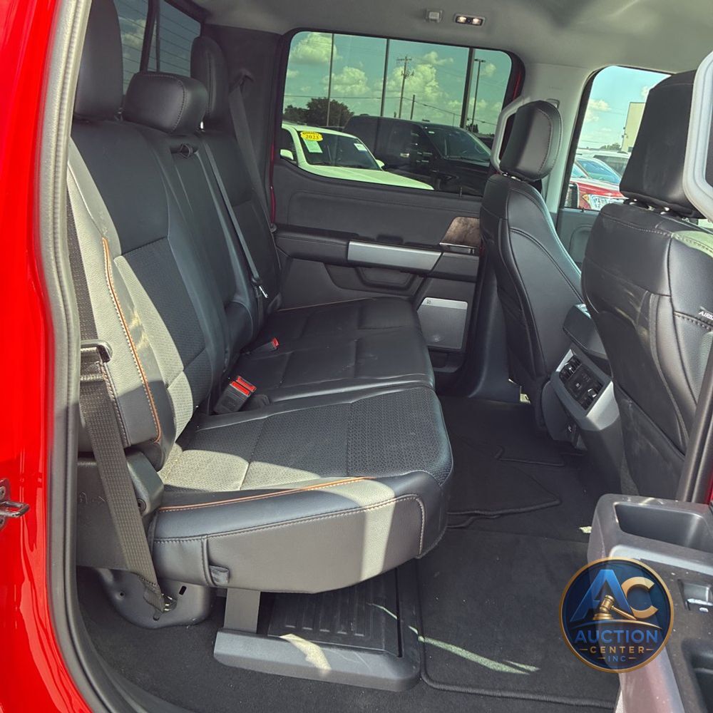 2025 Ford F-350 Super Duty Lariat