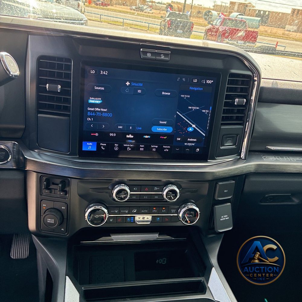 2025 Ford F-350 Super Duty Lariat