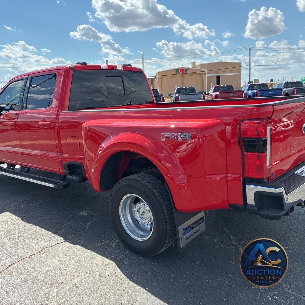 2025 Ford F-350 Super Duty Lariat