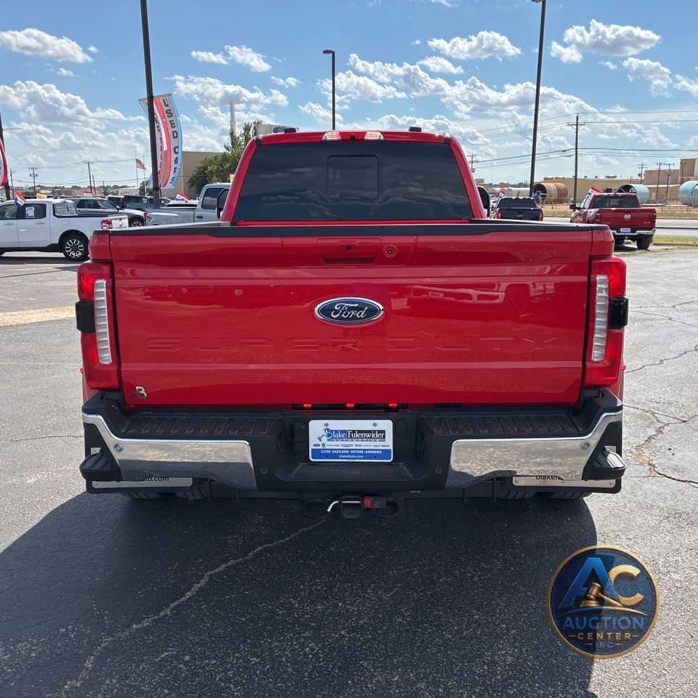 2025 Ford F-350 Super Duty Lariat