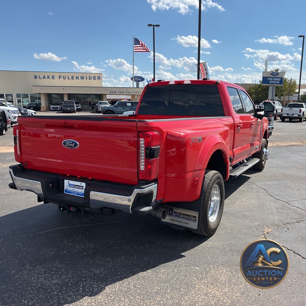 2025 Ford F-350 Super Duty Lariat