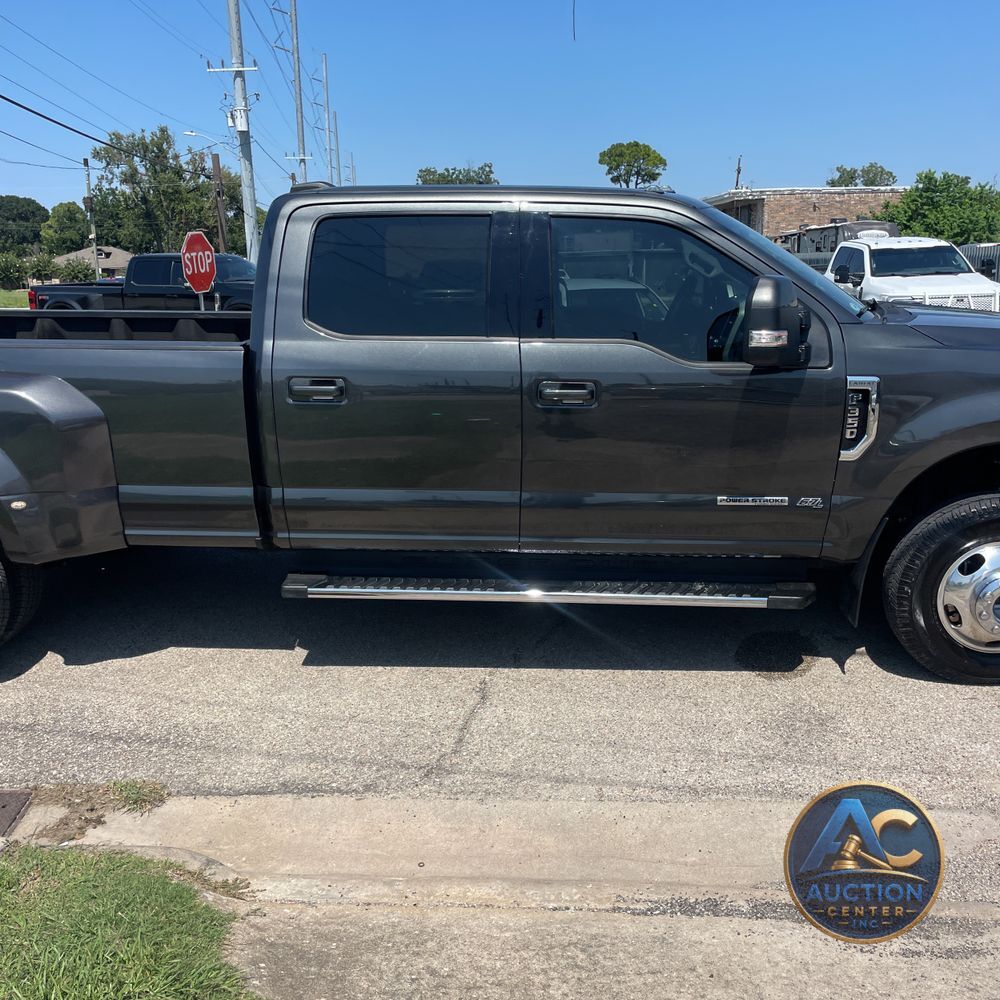 2020 Ford F-350 Super Duty Lariat