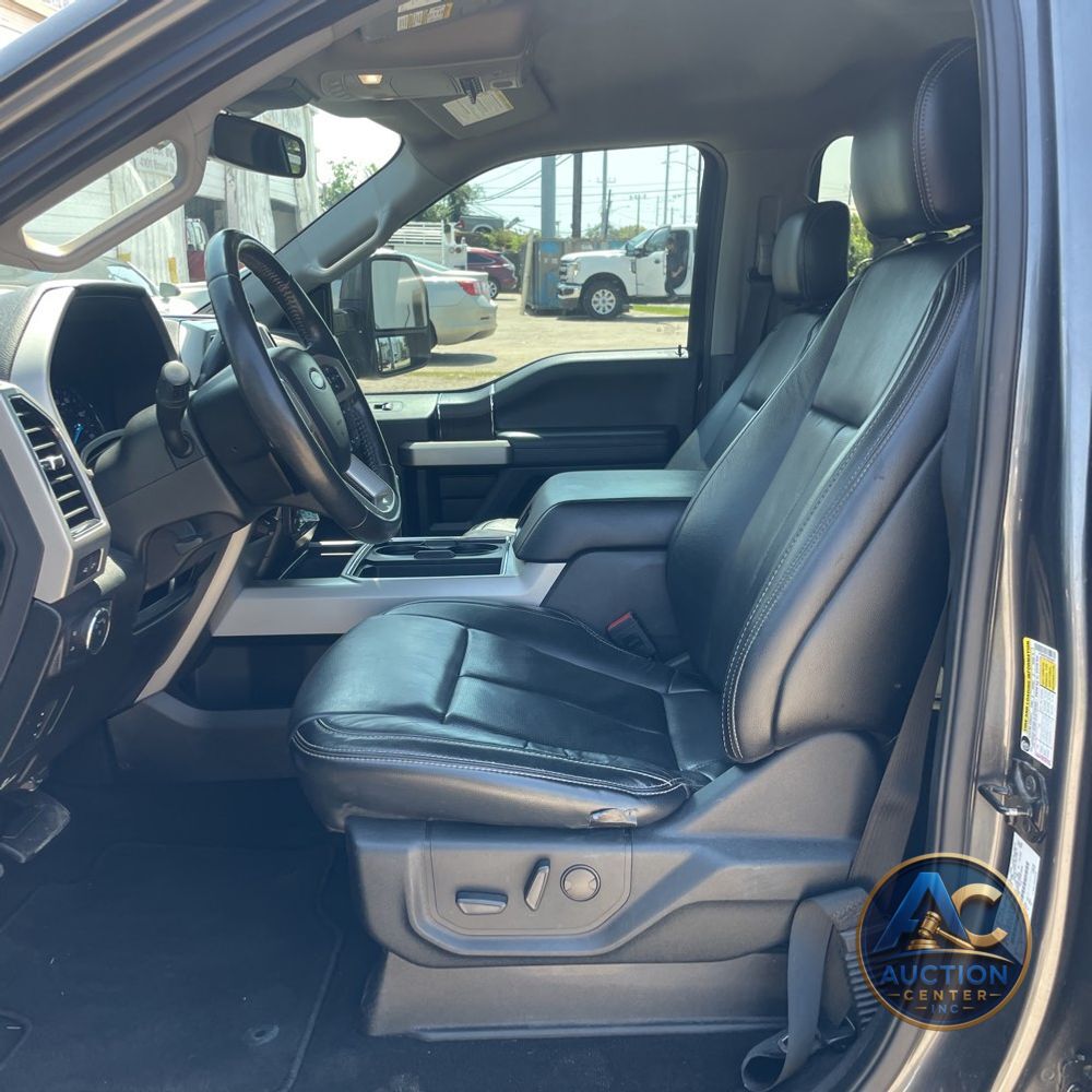 2020 Ford F-350 Super Duty Lariat