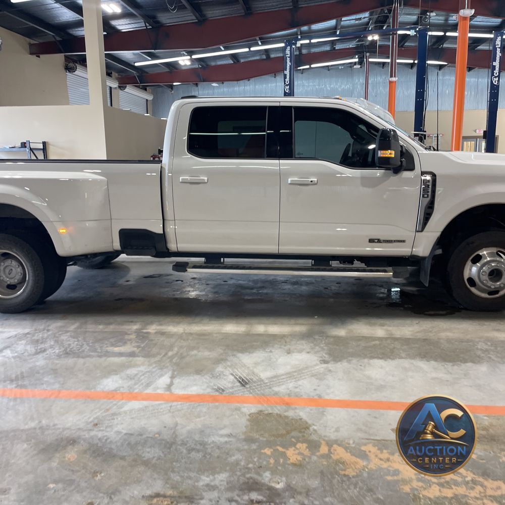 2024 Ford F-350 Super Duty Lariat