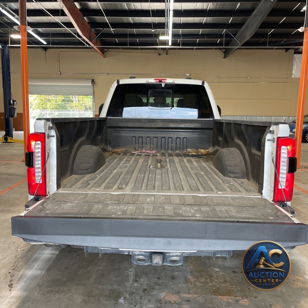 2024 Ford F-350 Super Duty Lariat