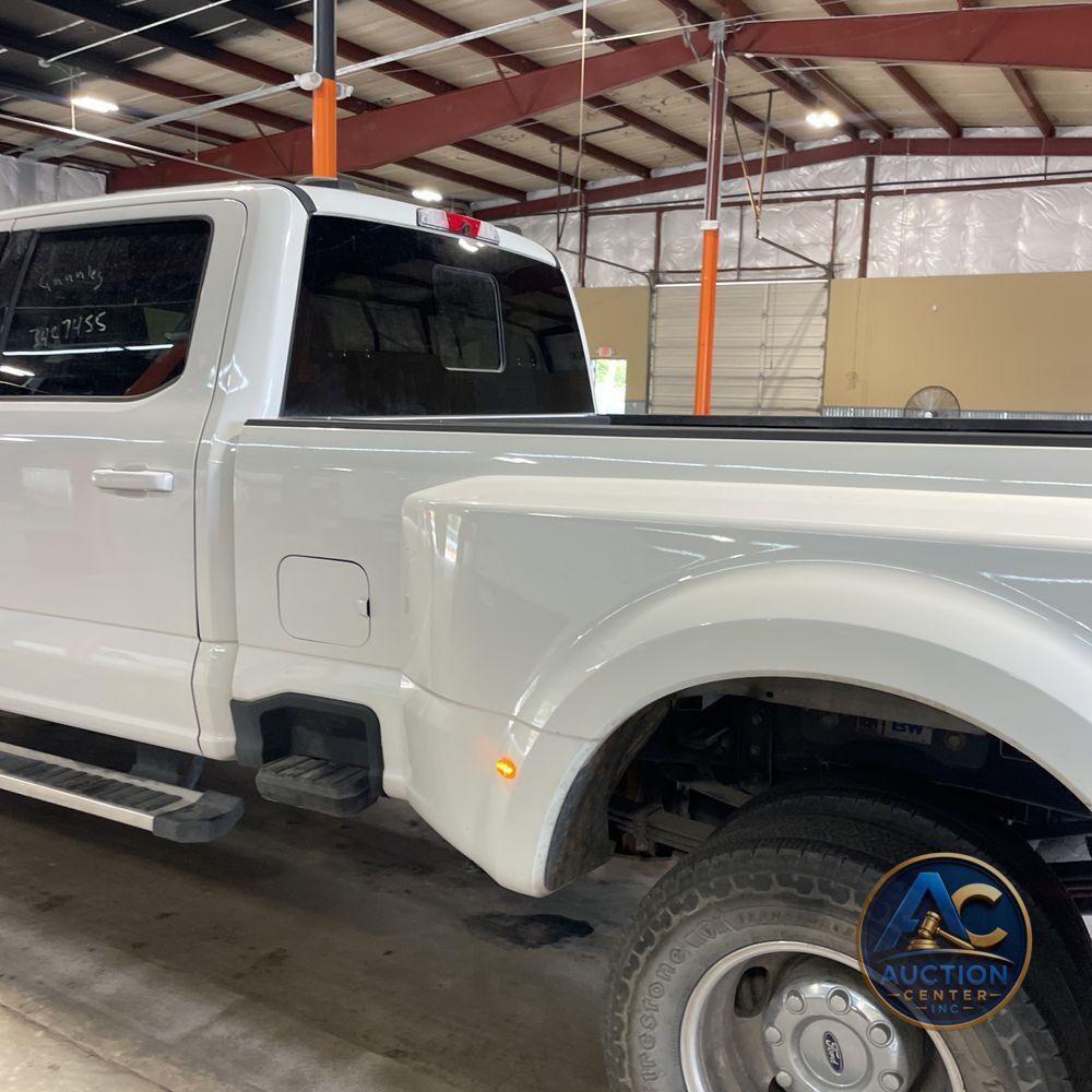 2024 Ford F-350 Super Duty Lariat