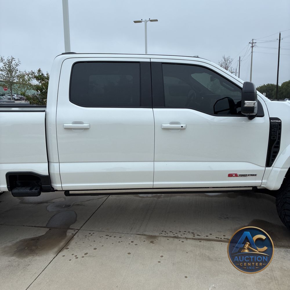 2025 Ford F450SD Platinum