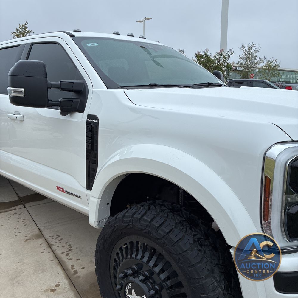 2025 Ford F450SD Platinum
