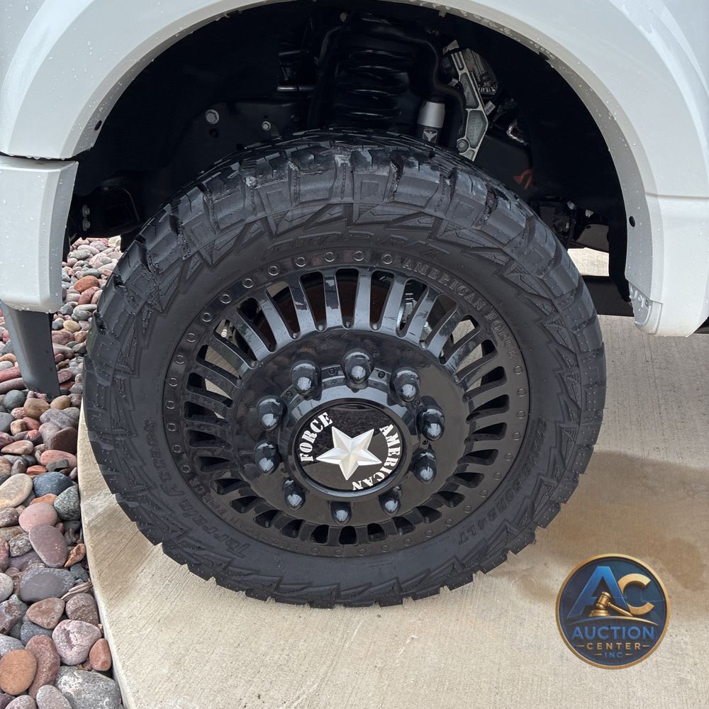 2025 Ford F450SD Platinum
