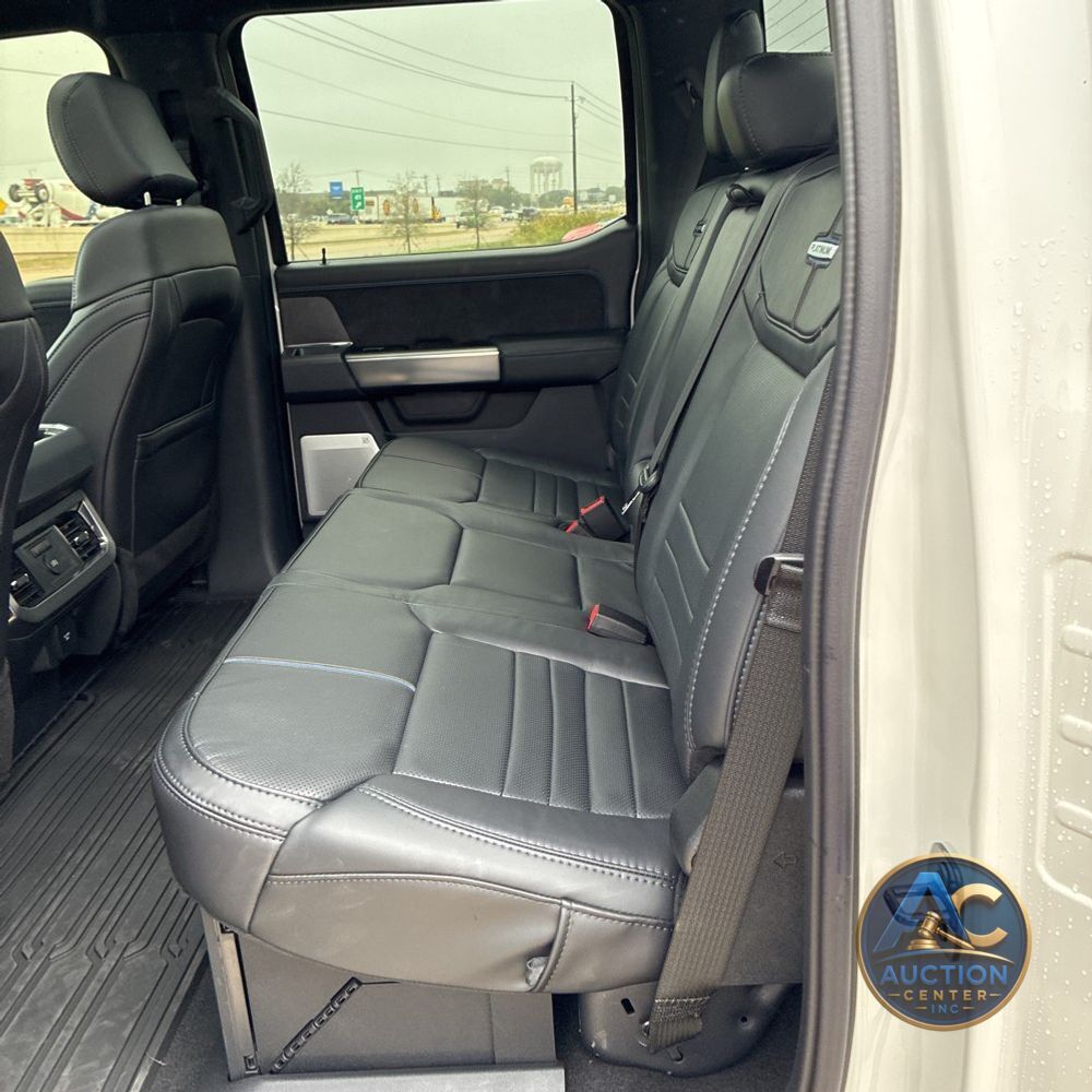 2025 Ford F450SD Platinum