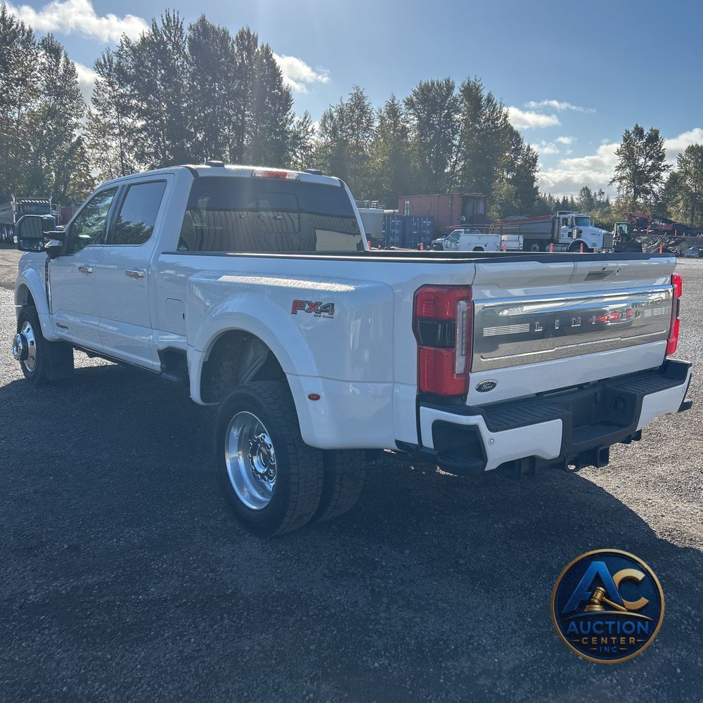 2024 Ford F450 S/D Limited