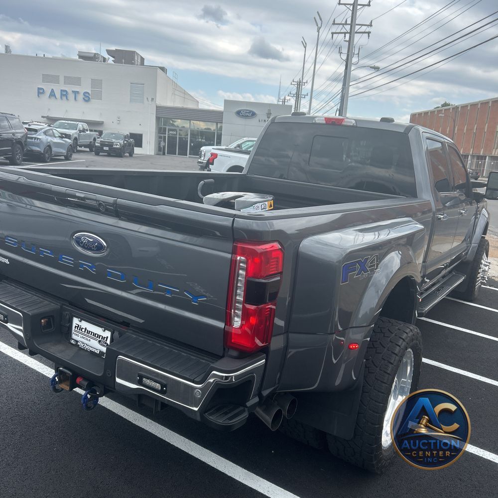 2024 Ford F-450 Super Duty Lariat