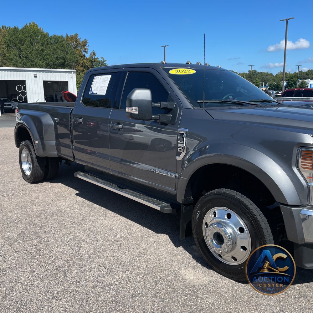 2022 Ford F-450 Super Duty Lariat