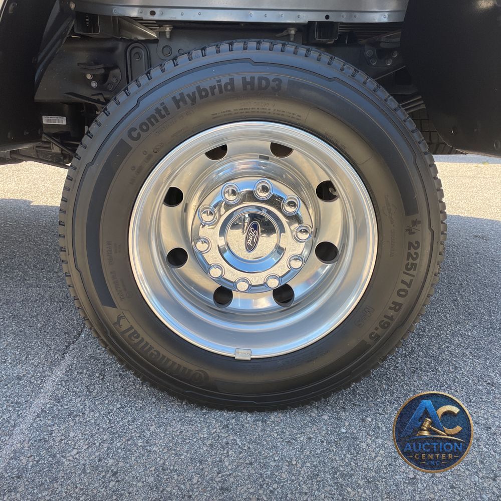 2022 Ford F-450 Super Duty Lariat