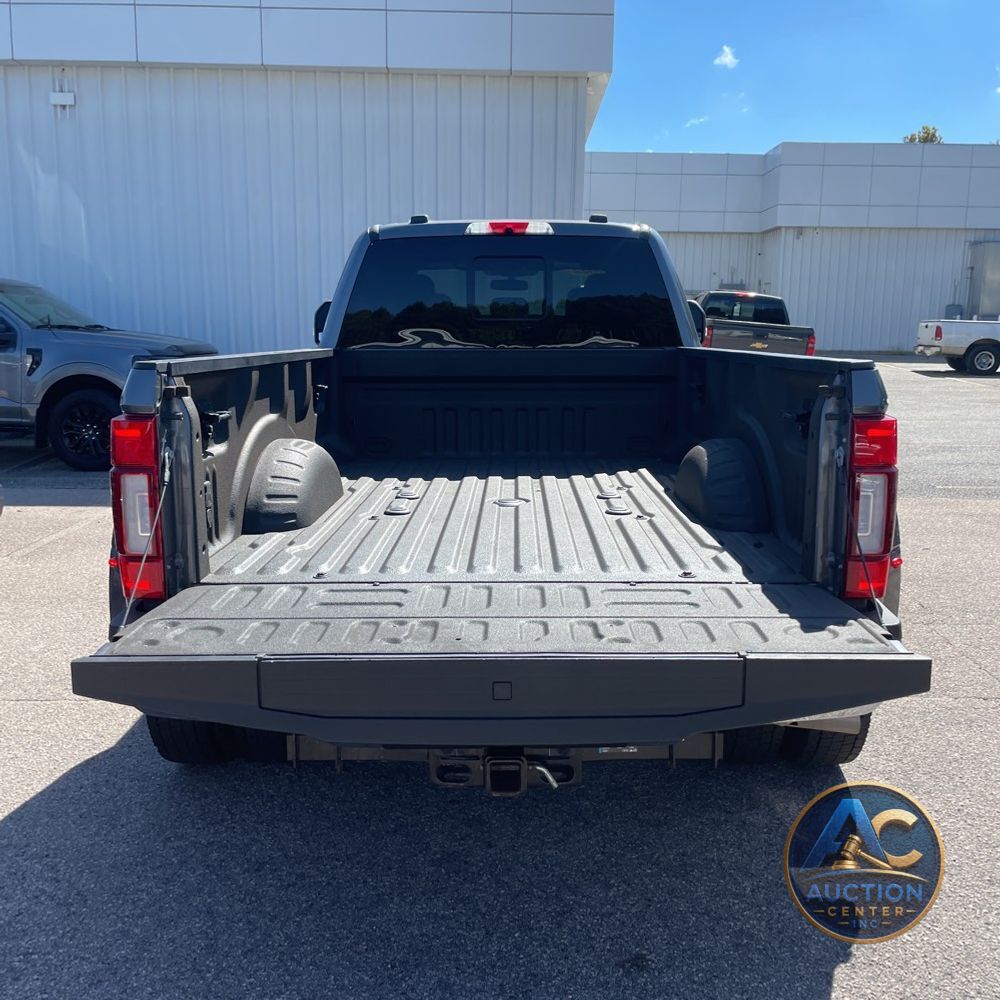 2022 Ford F-450 Super Duty Lariat