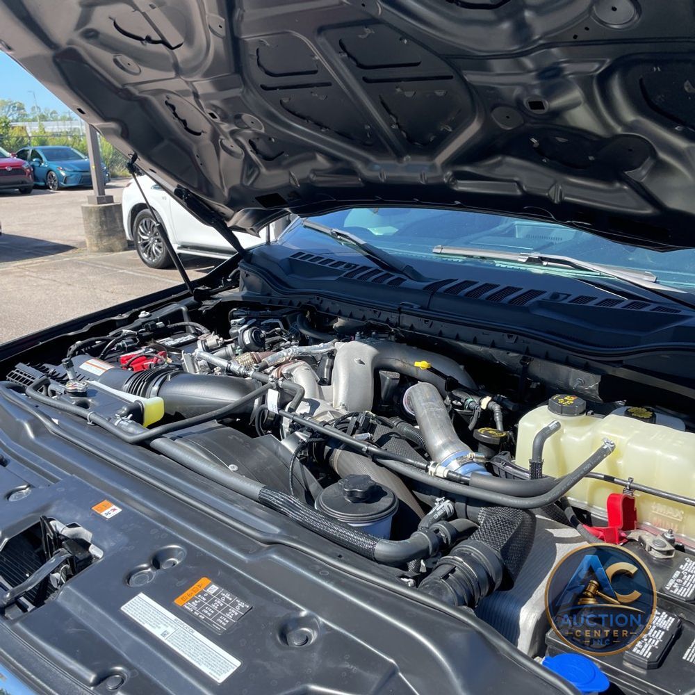 2022 Ford F-450 Super Duty Lariat