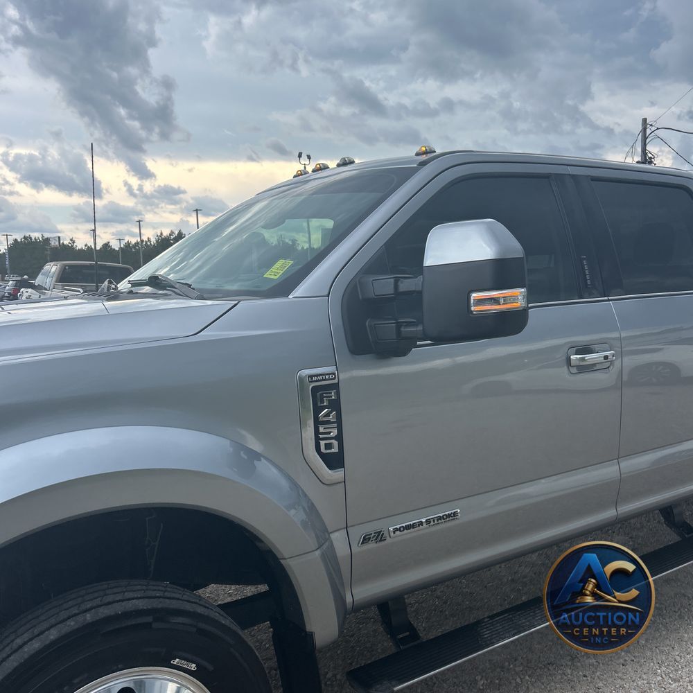 2022 Ford F-450 Super Duty Limited