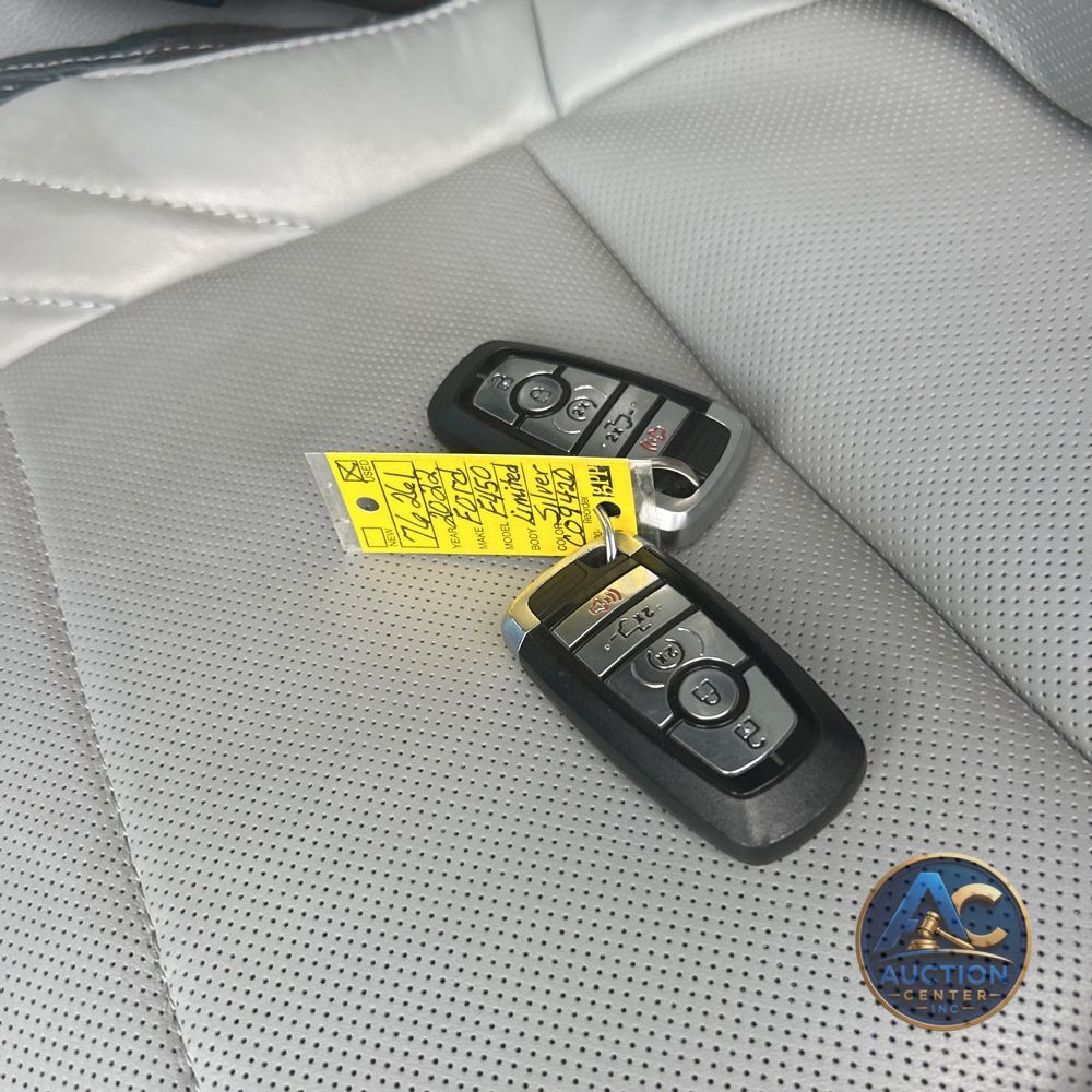 2022 Ford F-450 Super Duty Limited