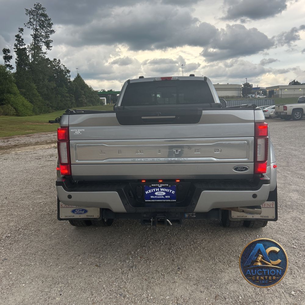 2022 Ford F-450 Super Duty Limited