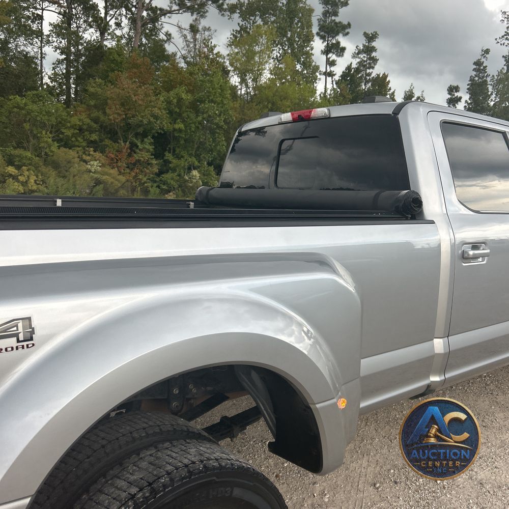 2022 Ford F-450 Super Duty Limited