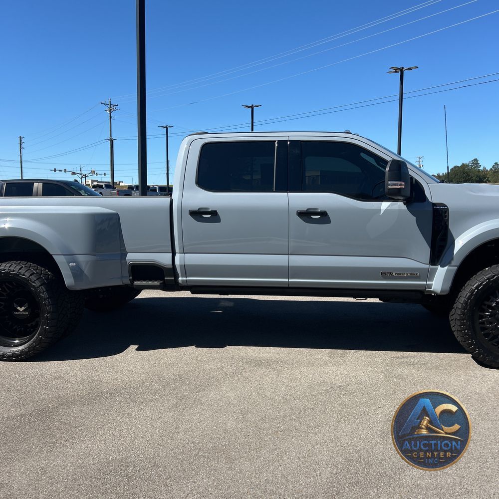 2024 Ford F-450 Super Duty Platinum