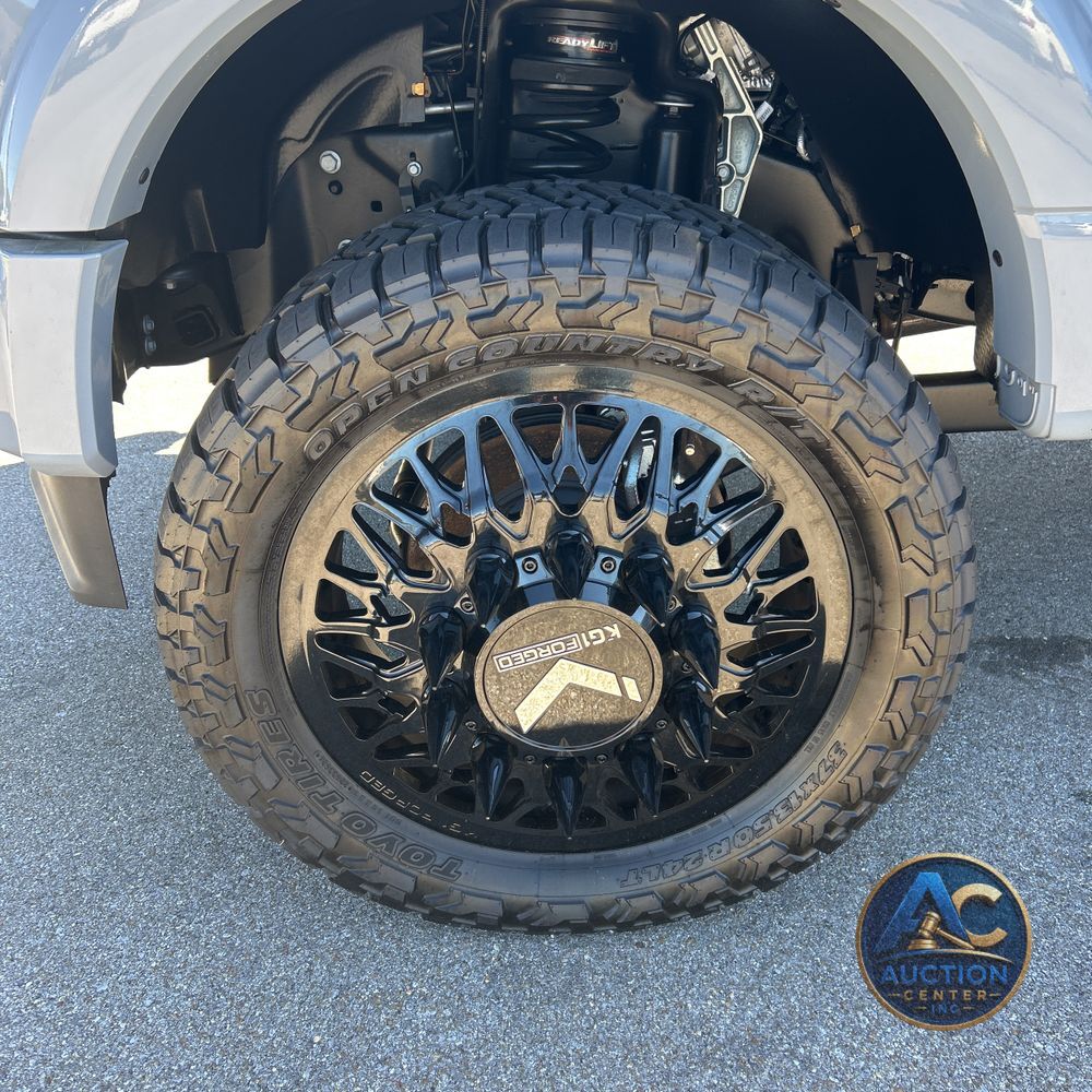 2024 Ford F-450 Super Duty Platinum