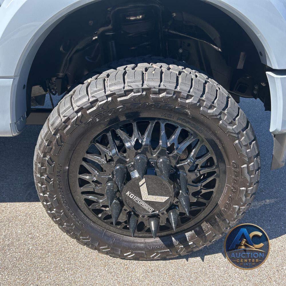 2024 Ford F-450 Super Duty Platinum