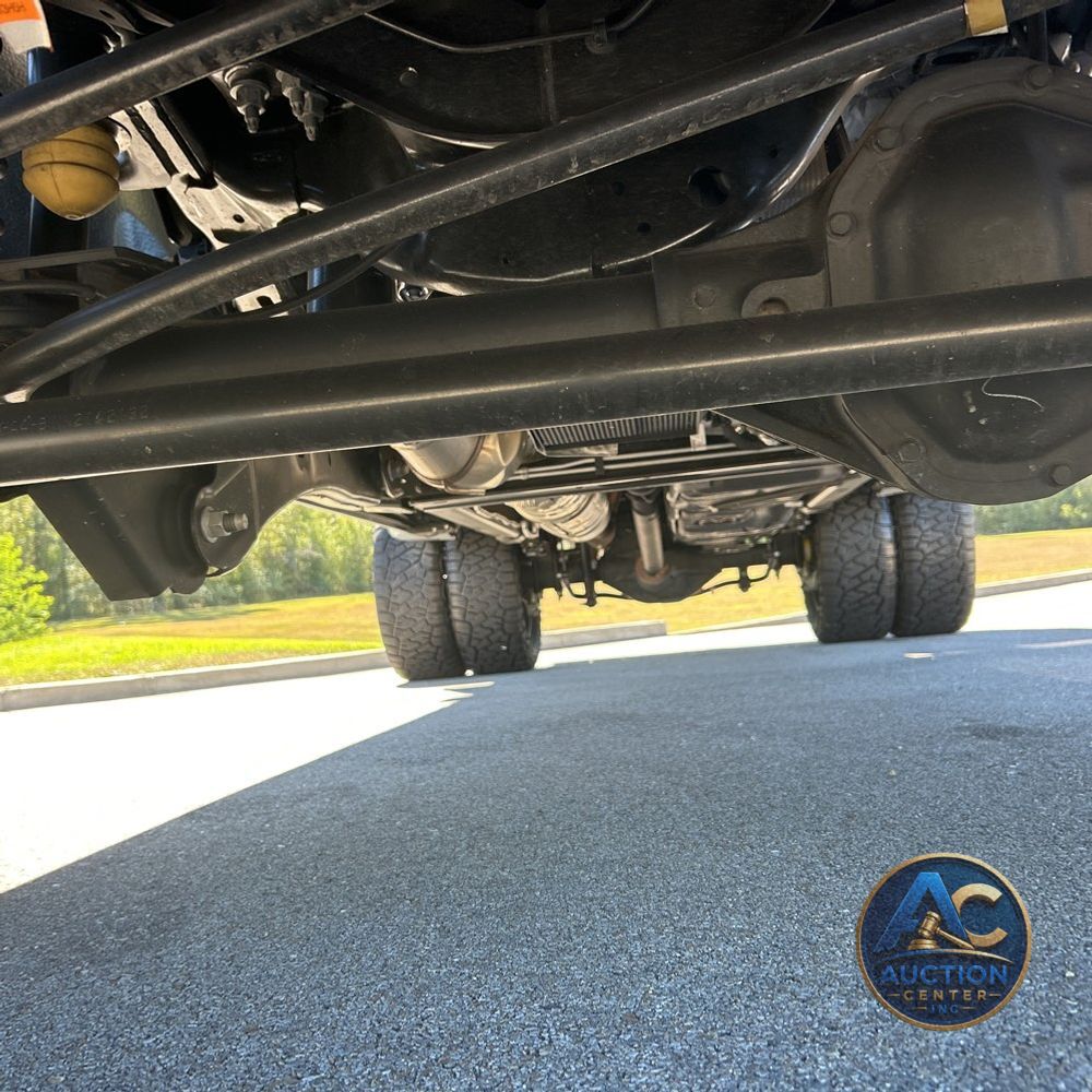 2024 Ford F-450 Super Duty Platinum