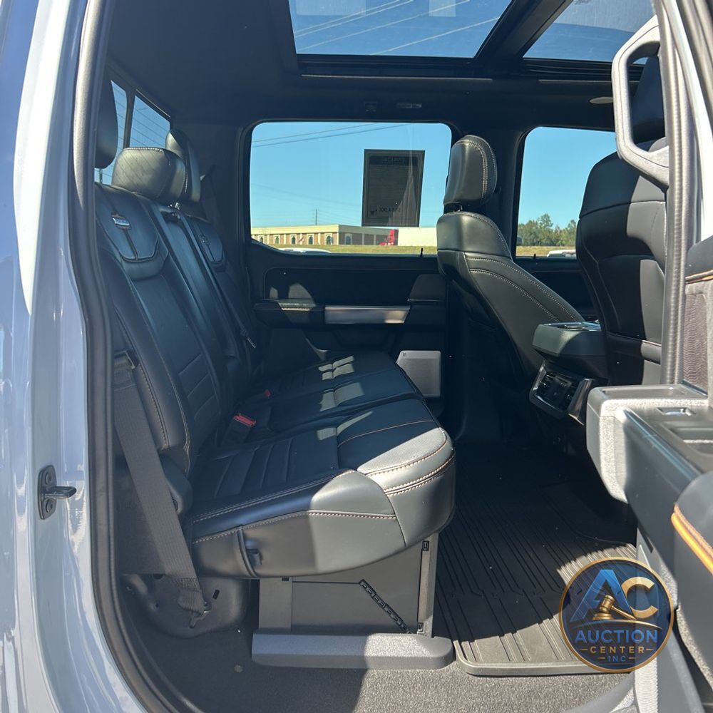 2024 Ford F-450 Super Duty Platinum