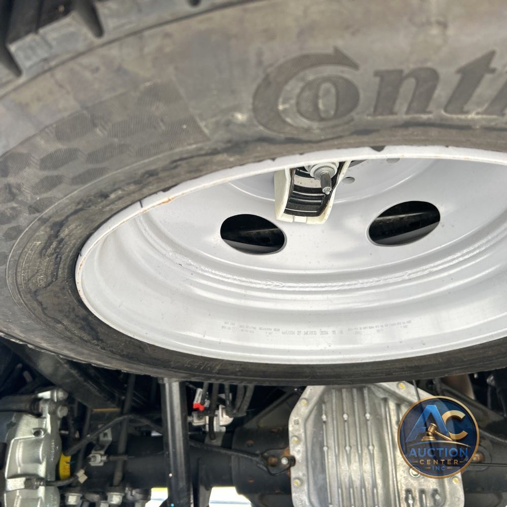 2024 Ford F-450 Super Duty Platinum