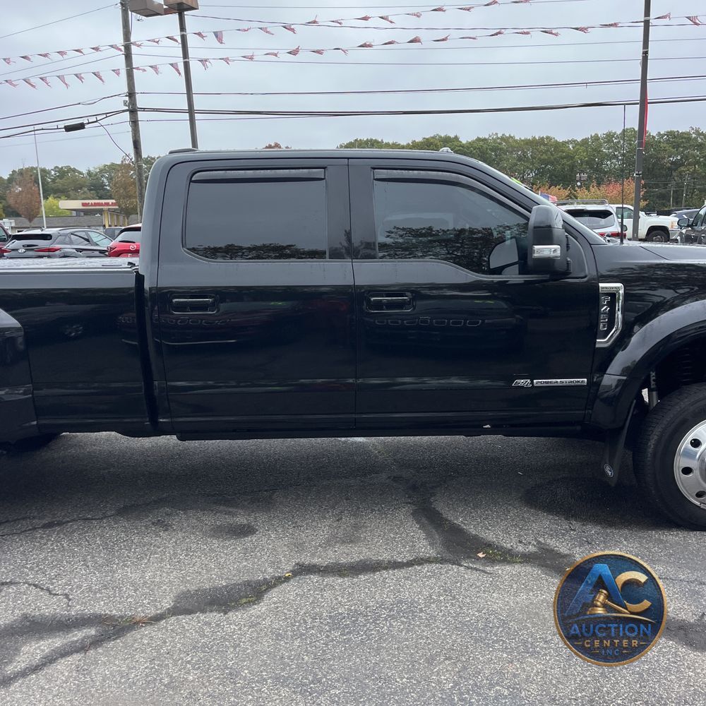 2022 Ford F-450 Super Duty Lariat