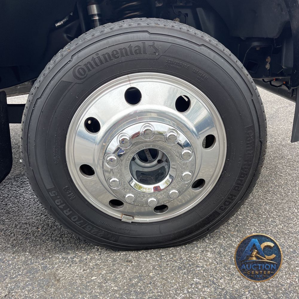 2022 Ford F-450 Super Duty Lariat