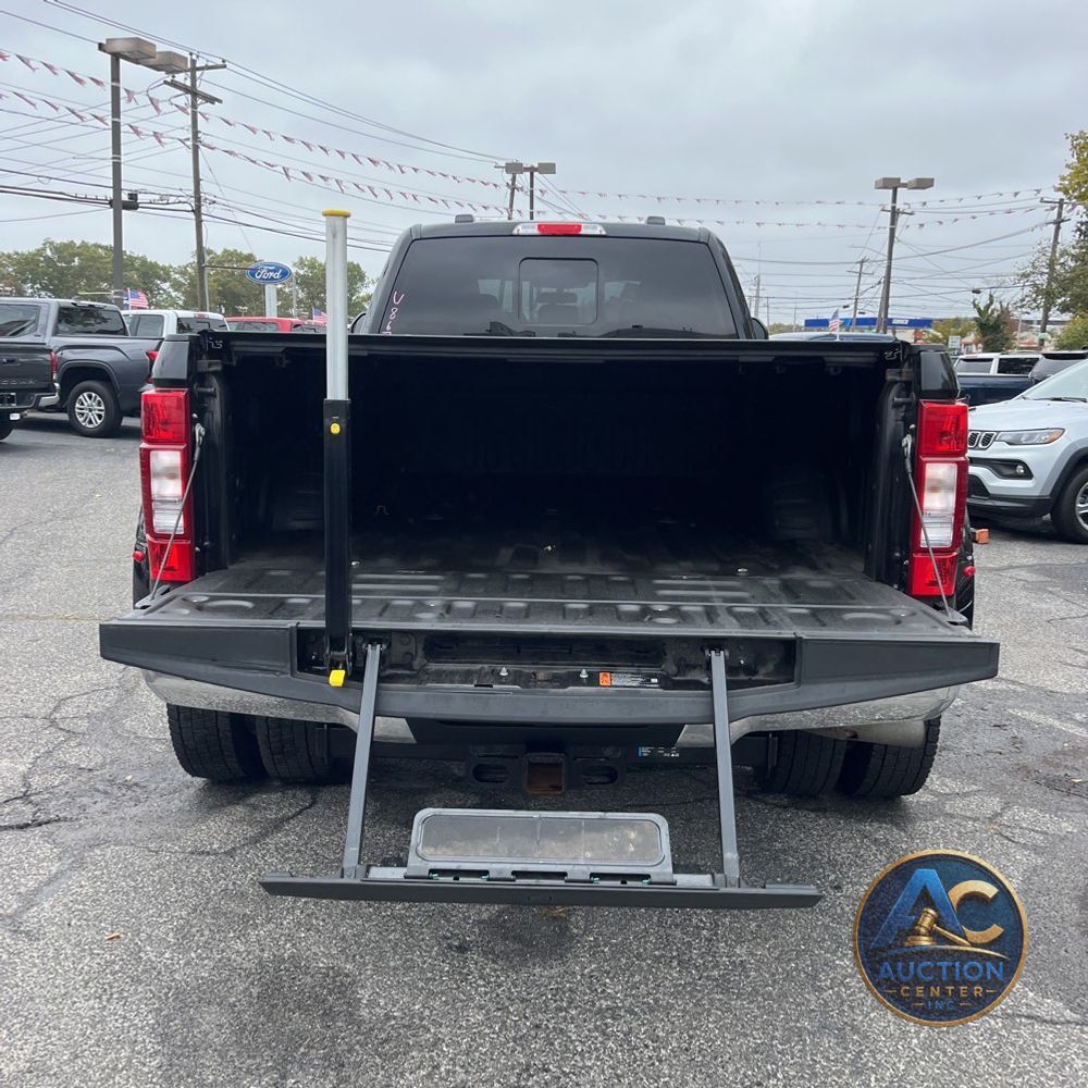 2022 Ford F-450 Super Duty Lariat