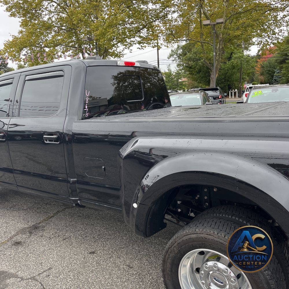 2022 Ford F-450 Super Duty Lariat
