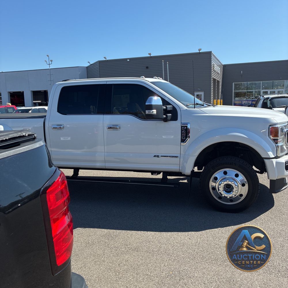 2022 Ford F-450 Super Duty Platinum