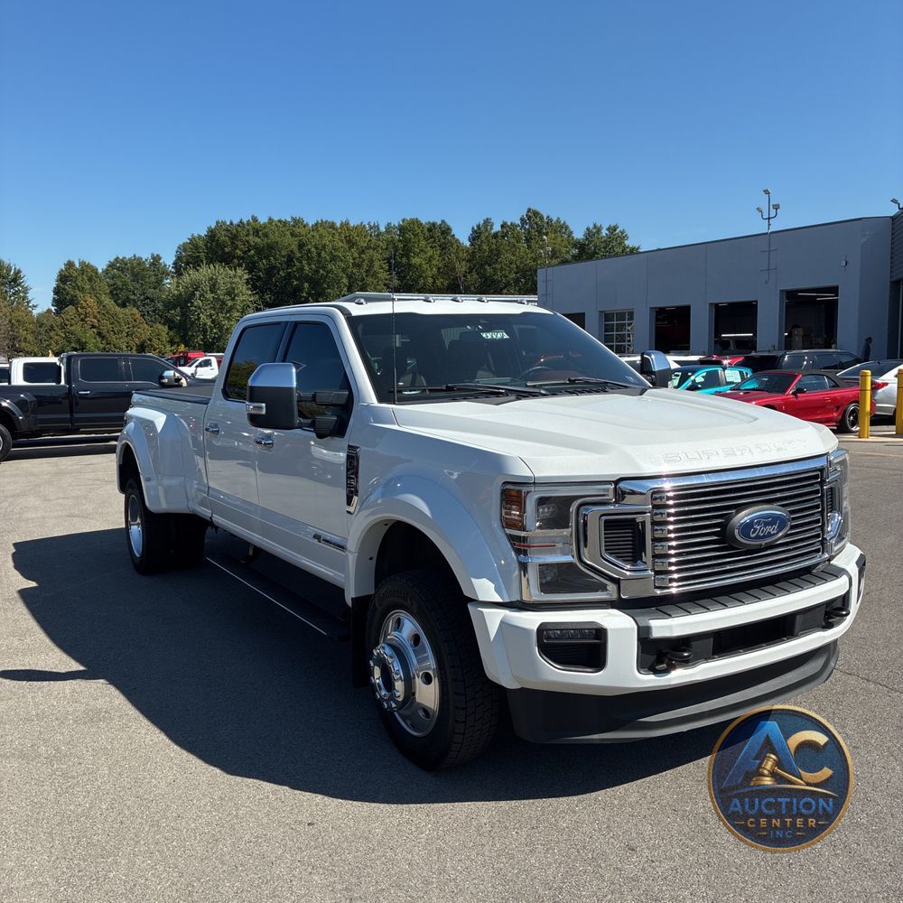 2022 Ford F-450 Super Duty Platinum