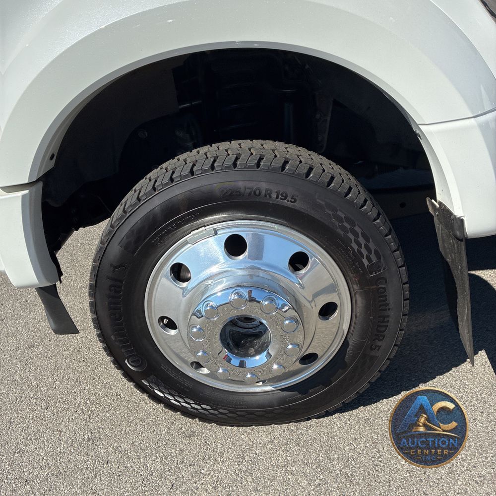 2022 Ford F-450 Super Duty Platinum